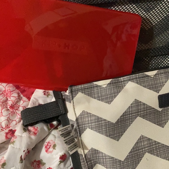 Balboa Baby Nursing Cover & Skip Hop Changing Pad and Wipes Container Bundle - Picture 6 of 10